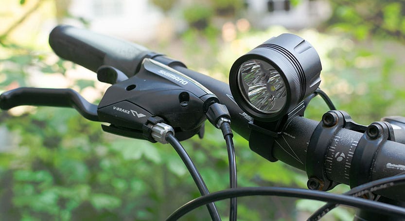 ØM3 bike lamp on handlebars